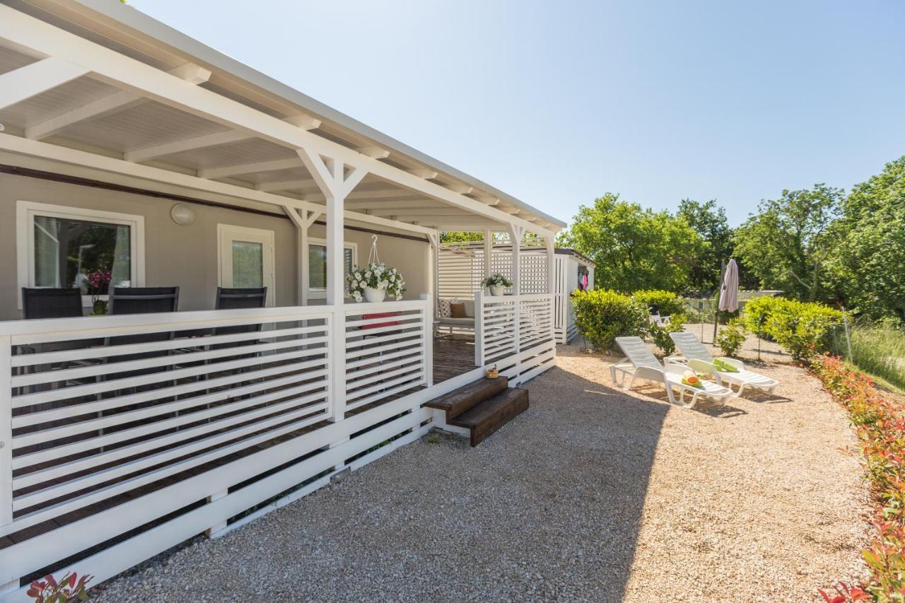 Zelena Laguna Mobile Homes Mugeba Exterior foto